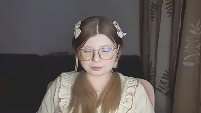YukiBlush webcam