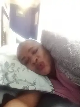 Preview of bustyqueen56_