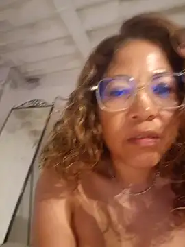mila38 live sex cam