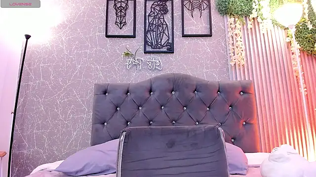 lana_gill1 webcam