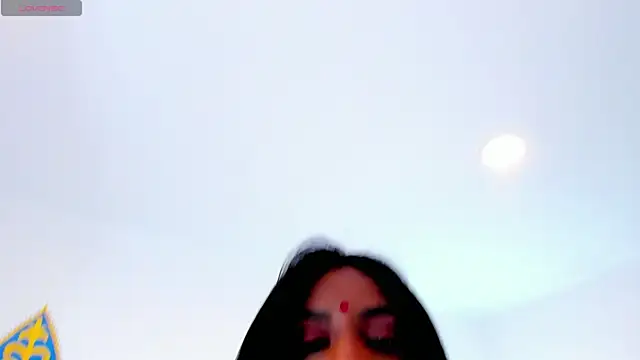 LadyNahir webcam