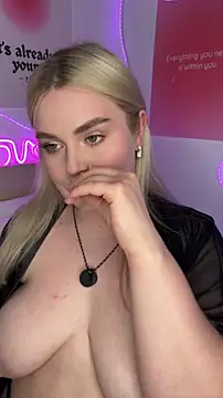 April_Vancee webcam