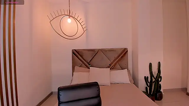 JuanitaClay webcam