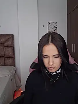 heyshaa (F young) - a big cock in my ass