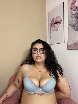 AlmaraRouge webcam