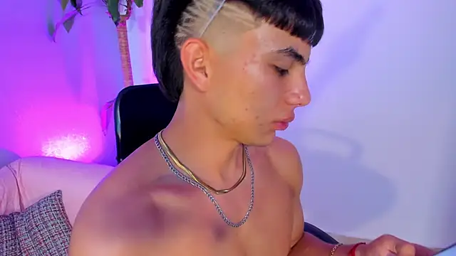 EthanSantori webcam