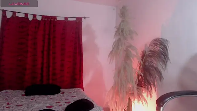 Liz_raven webcam