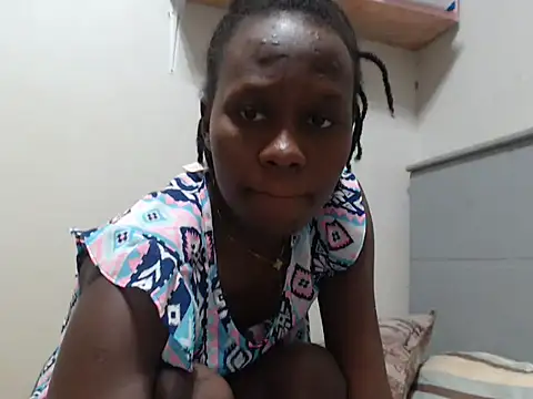 CandyLovesU2 webcam