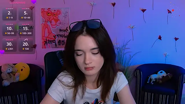 liana_kisses webcam