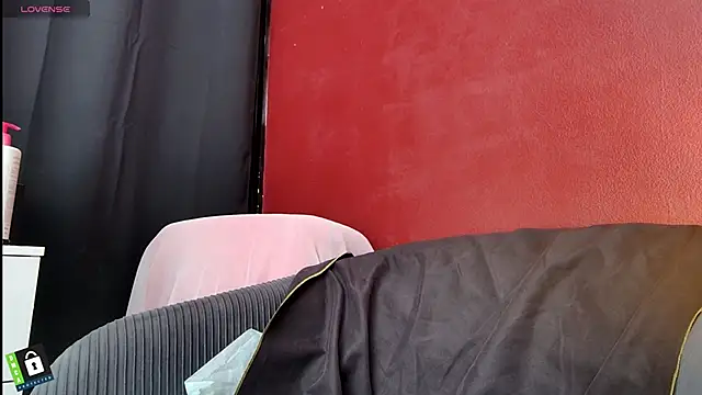 rosesdesiles webcam
