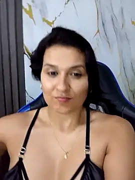 elena_jonees webcam