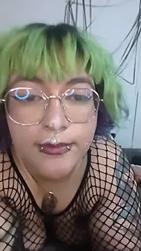 XxGreenGoodxX webcam