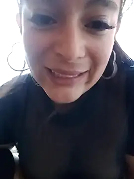 Luna_6911_ webcam