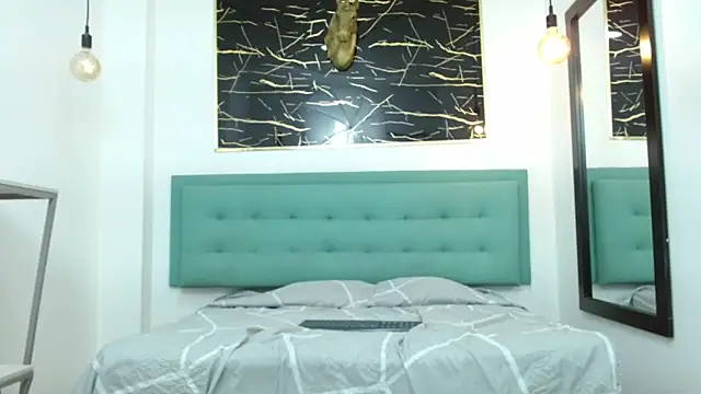 Yuri_Queen webcam