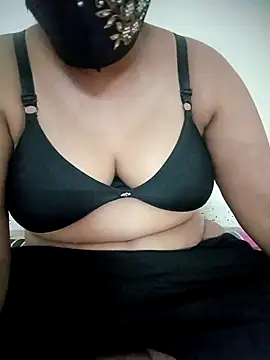 Adihotgirl-97 webcam