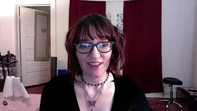 AnnywnBelle