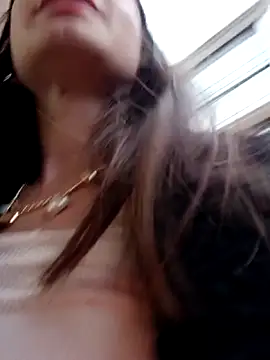 _Isabella-7 webcam