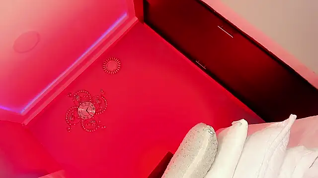 SweetVenusdoll webcam