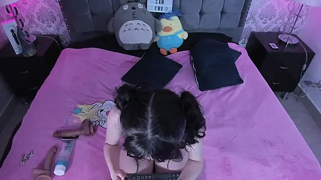 kitticam (F teen) - fuck pussy + dildo