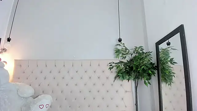 Victoria_Coleman webcam