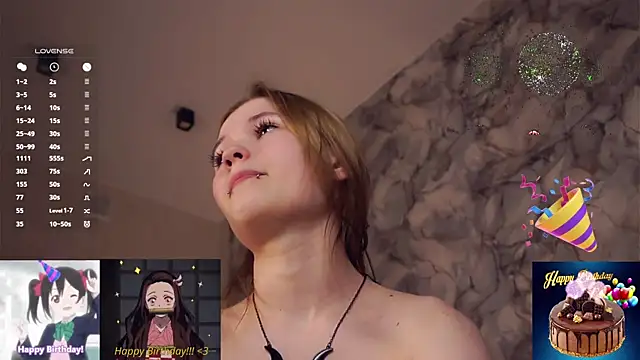LynHillaire webcam