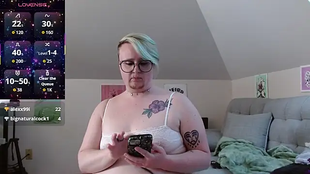 queerlyjaz webcam