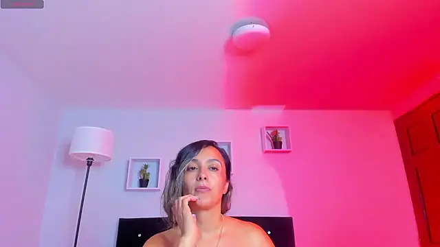 Victoria_Rose_ webcam