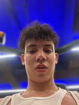 yoursexyjose webcam