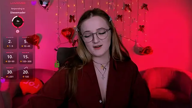 luna_berryy webcam
