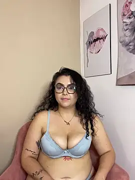 AlmaraRouge webcam