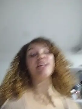 PrettySquirt-PibeV webcam