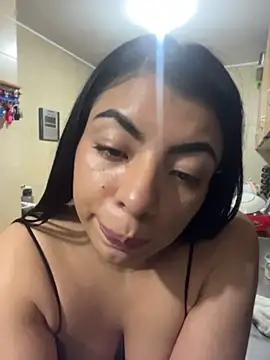 miaparkerss_ - Miaparkerss_'s free webcam - UK Sex Cams