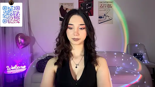 LinaMour webcam