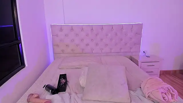 Nina_fox_0691 webcam