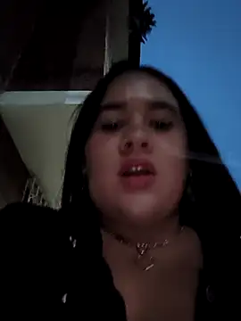Kendra-daring webcam