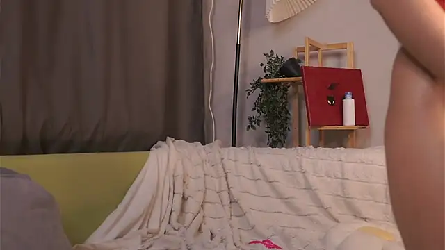 JanelBitther webcam