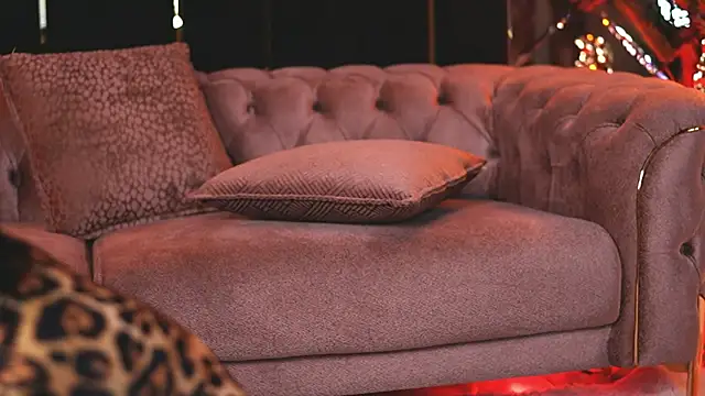 ravennadarcy (Ask my age) - BDSM SHOW