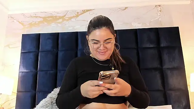 EVELIN_MASON webcam