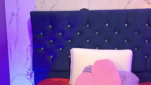 Dakotaa_Johnson webcam