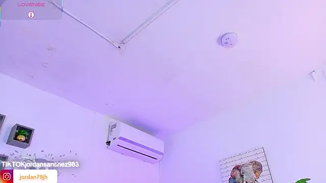 JordanSmiith_ webcam