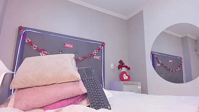 emma_lye webcam