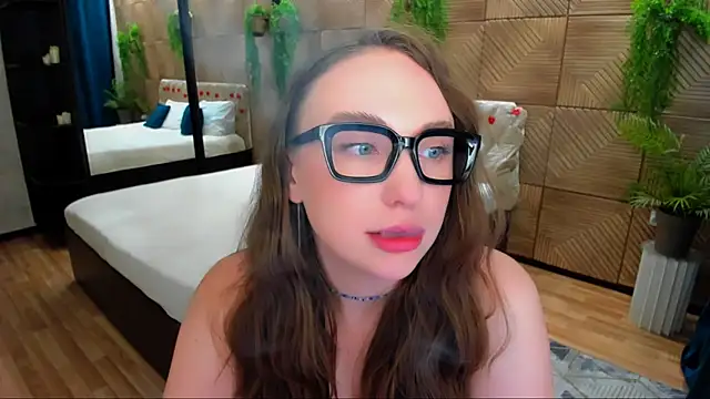 TrueReincarnation live sex cam
