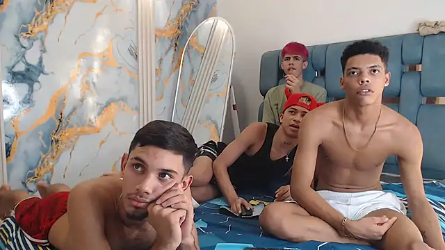 EMPIRE_BOYS1 webcam