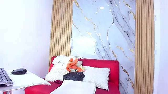 luna_hoott webcam