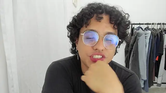 Diane_exotic webcam