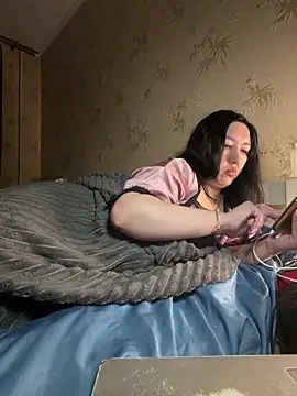 Naughtbaby_2025 webcam