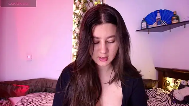 kisstarxxx - Kisstarxxx's free webcam - UK Sex Cams