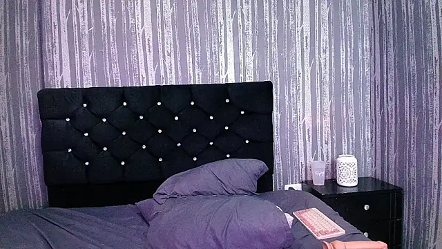 Alicee_Moonn webcam