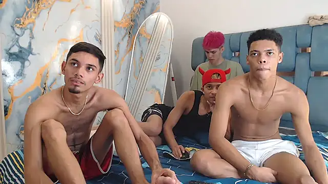 EMPIRE_BOYS1 webcam