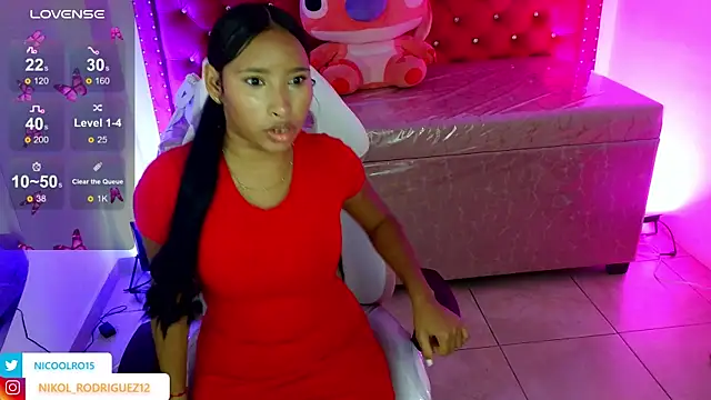 scarlet_rouse_m - SCARLET_ROUSE_M's free webcam - UK Sex Cams